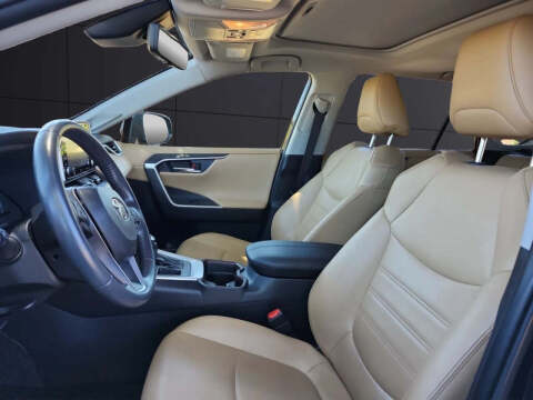 2020 Toyota RAV4 Limited