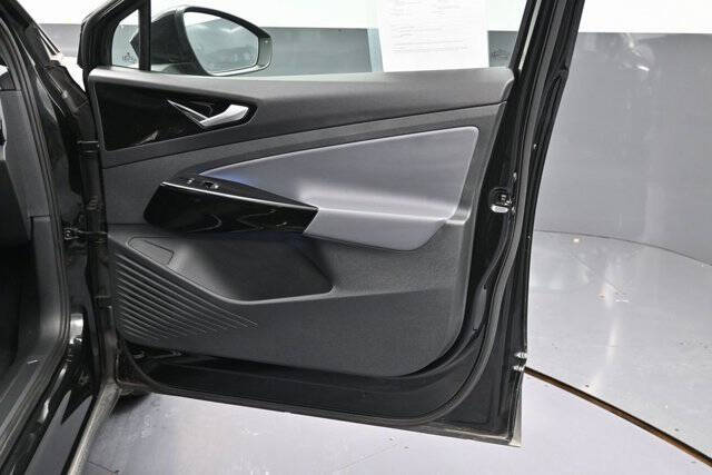 2022 Volkswagen ID.4 Pro