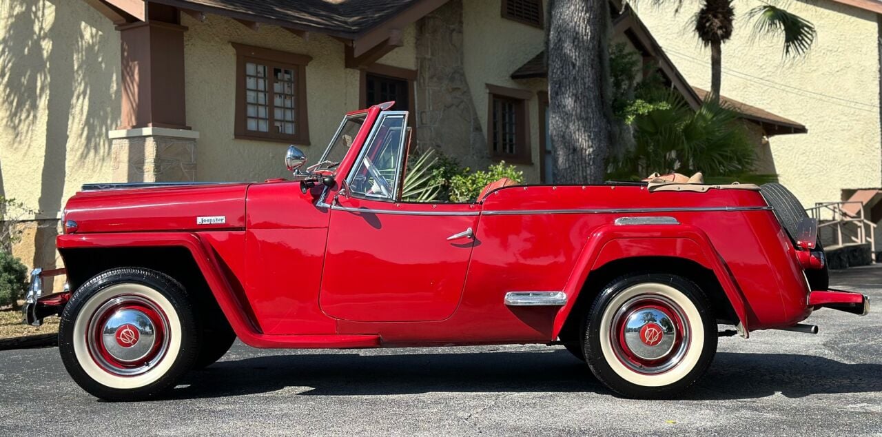 1949 Willys Jeepster 18