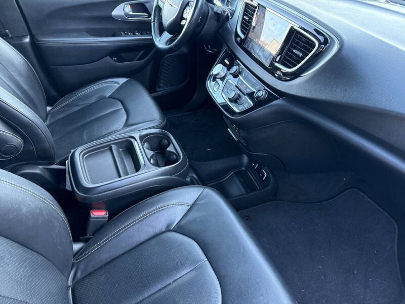 2020 Chrysler Pacifica Hybrid