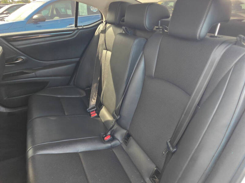 2019 Lexus ES 350