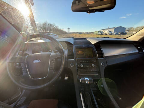 2010 Ford Taurus SHO