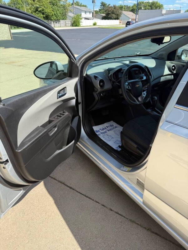 2013 Chevrolet Sonic LT Auto
