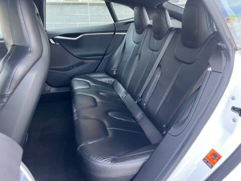 2016 Tesla Model S 85D