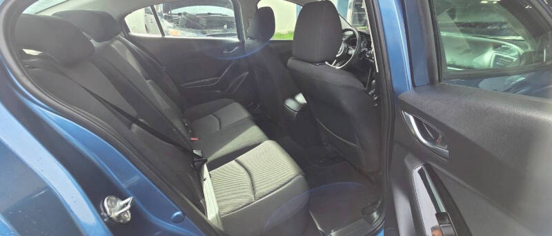 2018 Mazda MAZDA3 Sport