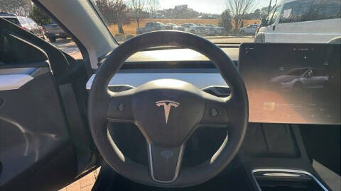 2025 Tesla Model Y Long Range