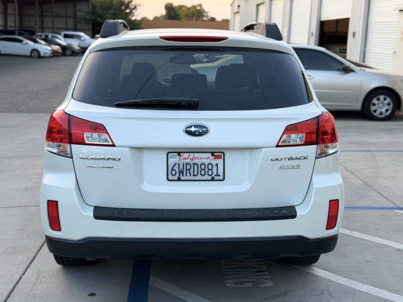 2012 Subaru Outback 2.5i Premium