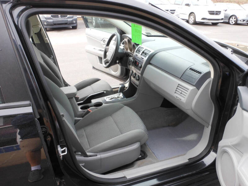 2008 Dodge Avenger SE