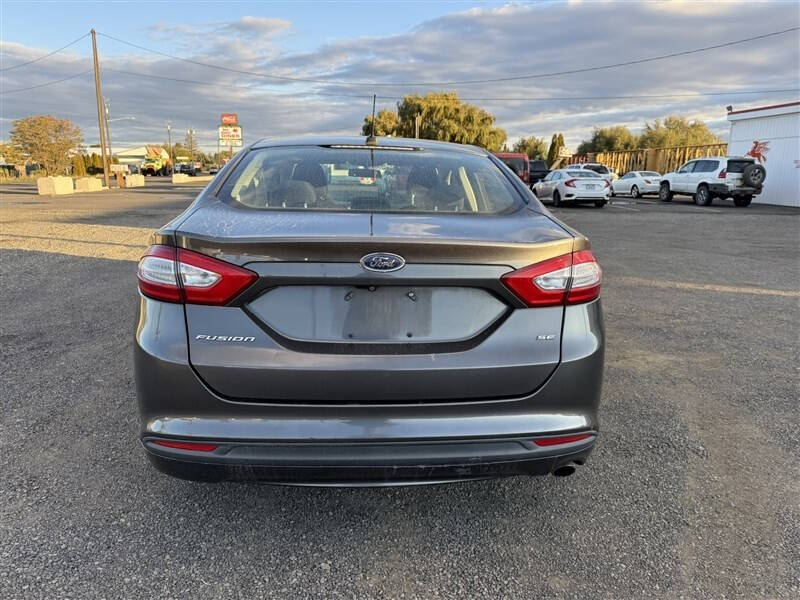 2015 Ford Fusion SE