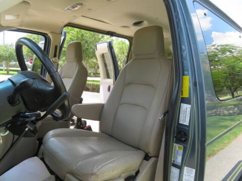 2013 Ford E-Series E-150 XLT