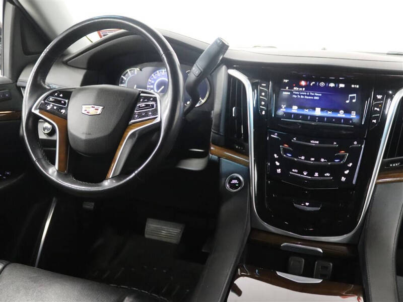 2019 Cadillac Escalade ESV Standard