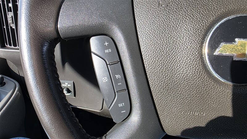 2023 Chevrolet Express 2500