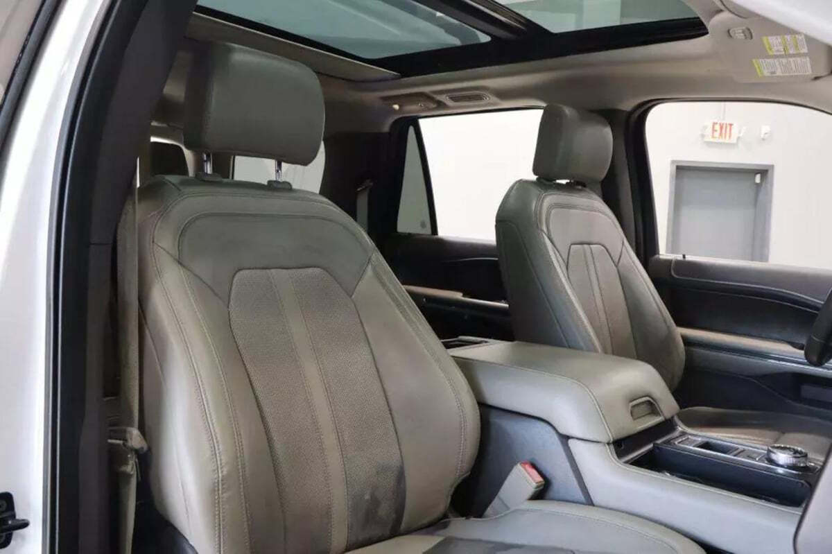 2018 Ford Expedition for sale at IMD MOTORS, INC in Dallas, TX