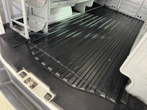 2017 GMC Savana 2500