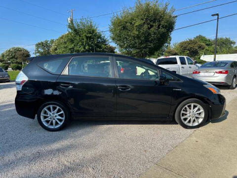 2012 Toyota Prius v Five