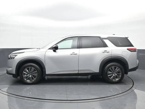 2024 Nissan Pathfinder S