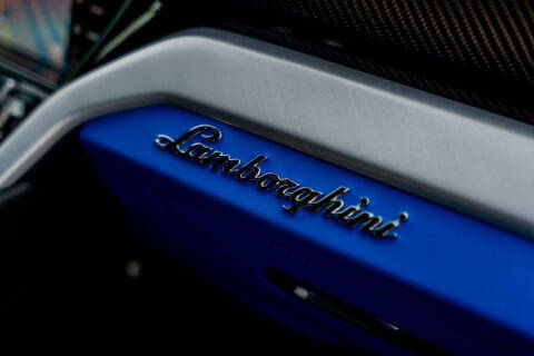 2020 Lamborghini Urus