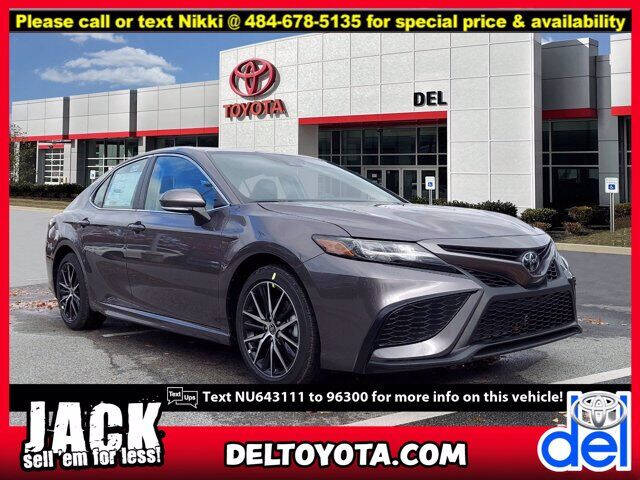 2022 Toyota Camry SE