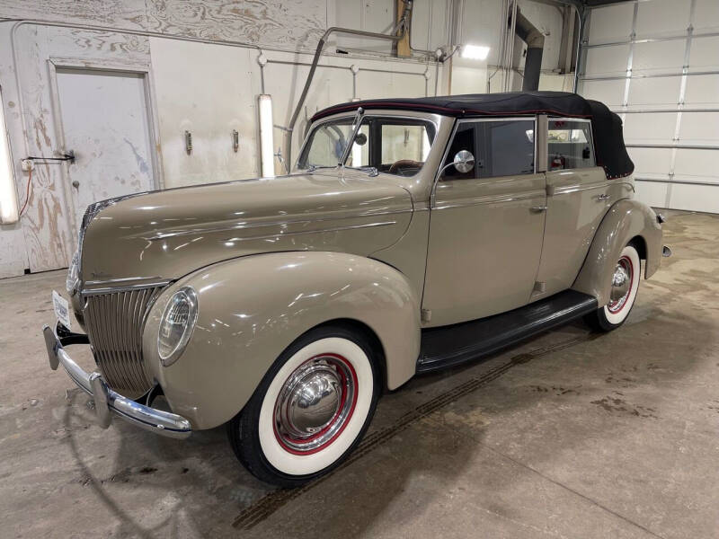 1939 Ford Deluxe