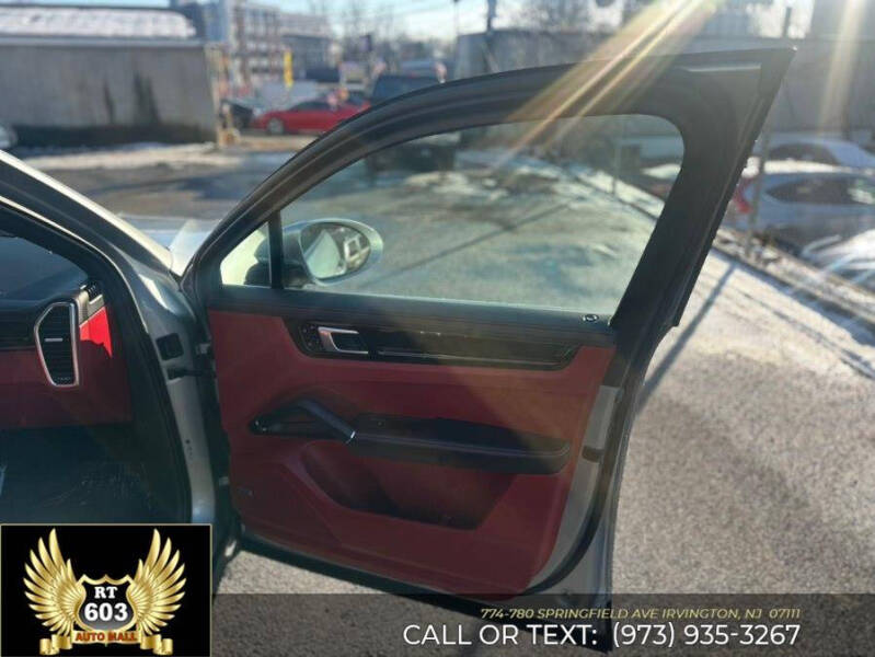 2020 Porsche Cayenne S