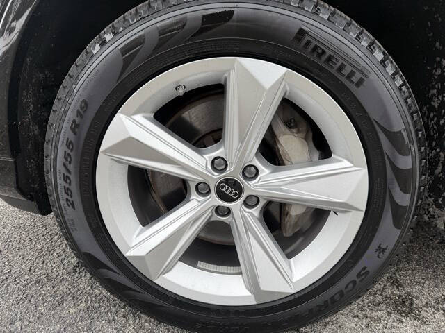 2023 Audi Q7 quattro Premium Plus 45 TFSI