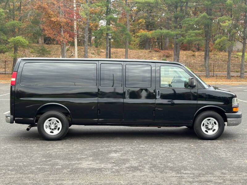 2011 Chevrolet Express LT 3500