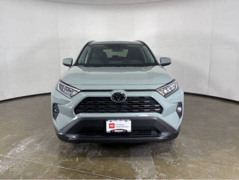 2020 Toyota RAV4 XLE