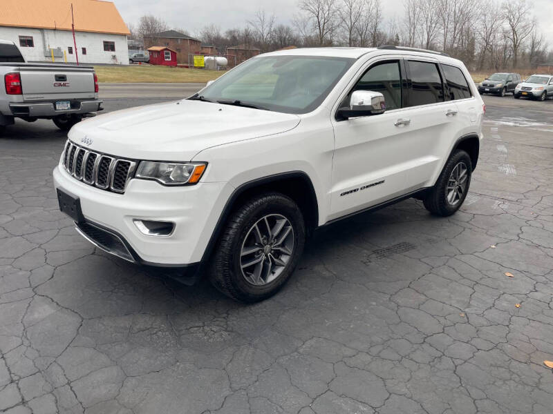 2017 Jeep Grand Cherokee Limited photo 3