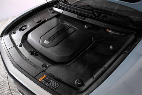 2024 Cadillac LYRIQ Tech