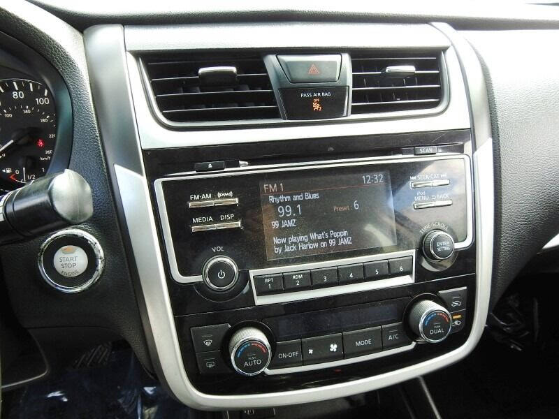 2018 Nissan Altima  - $13,900