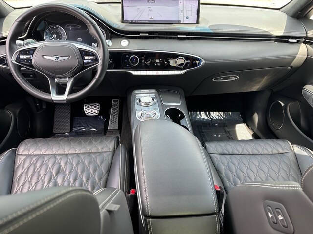 2022 Genesis GV70 10
