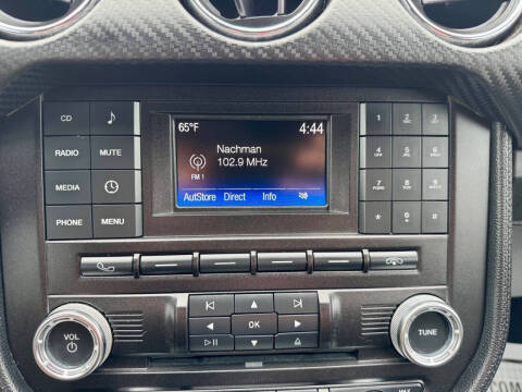 2016 Ford Mustang V6