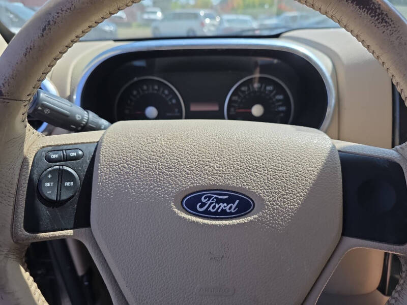 2006 Ford Explorer XLT