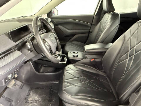 2022 Ford Mustang Mach-E California Route 1