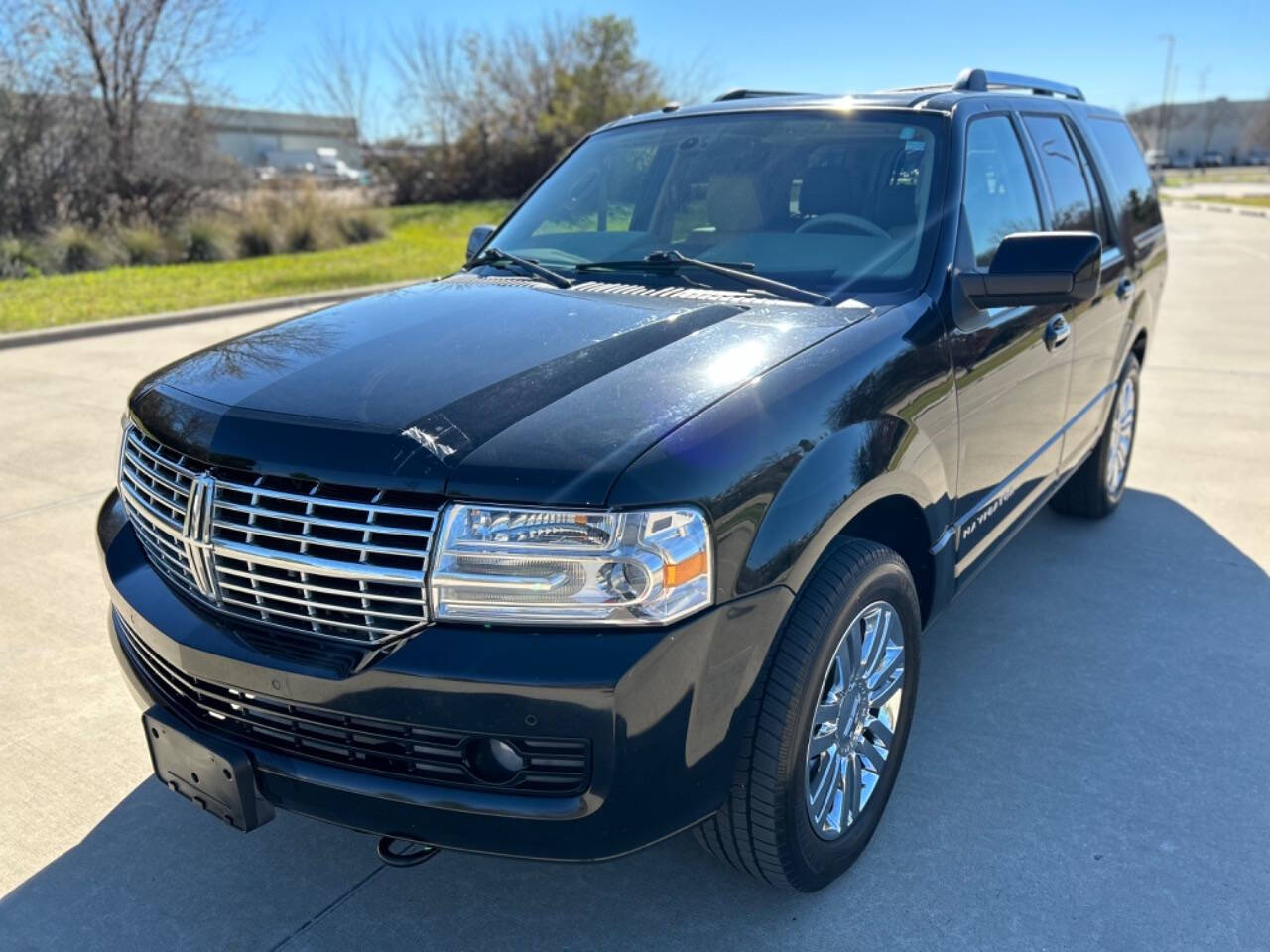 2009 Lincoln Navigator for sale at Auto Haven in Irving, TX