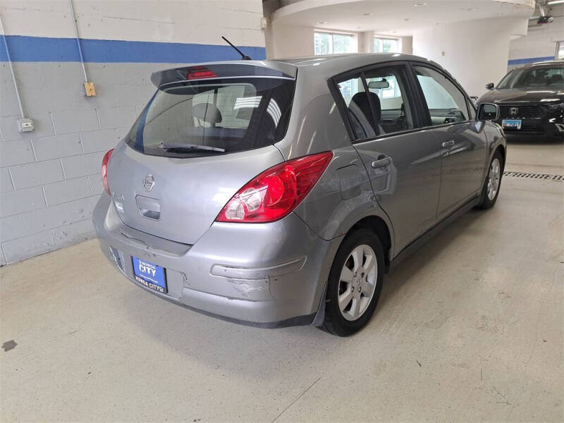 2009 Nissan Versa 1.8 S