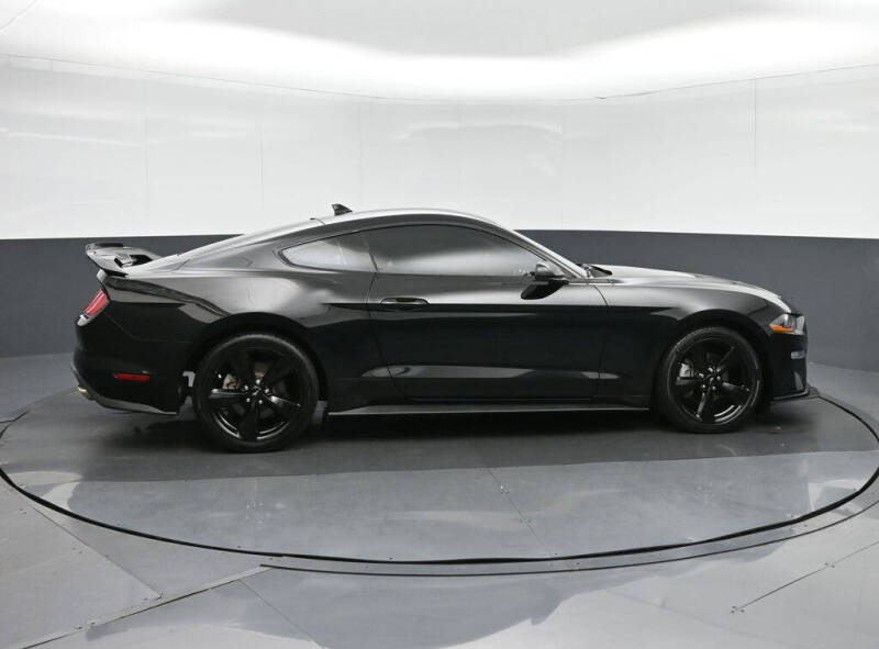 2021 Ford Mustang EcoBoost