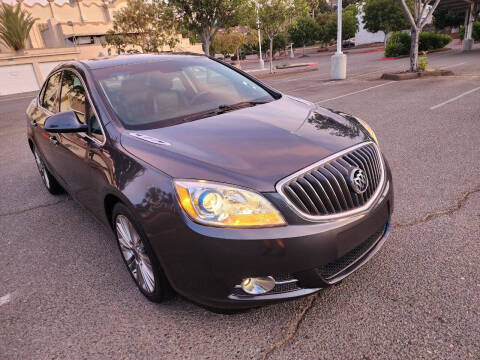 2012 Buick Verano Leather Group