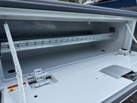 2025 GMC Sierra 3500HD CC Pro