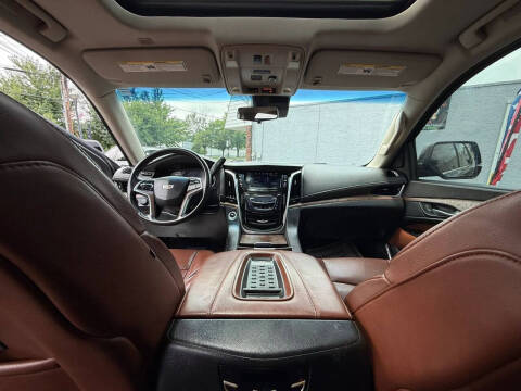 2017 Cadillac Escalade Premium Luxury