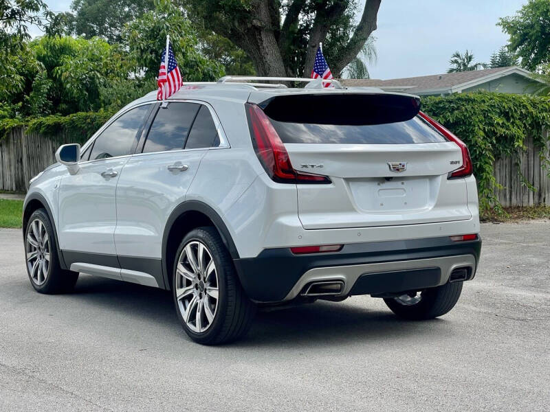 2019 Cadillac XT4 Premium Luxury