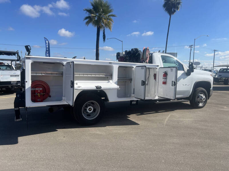 2022 Chevrolet Silverado 3500HD CC Work Truck