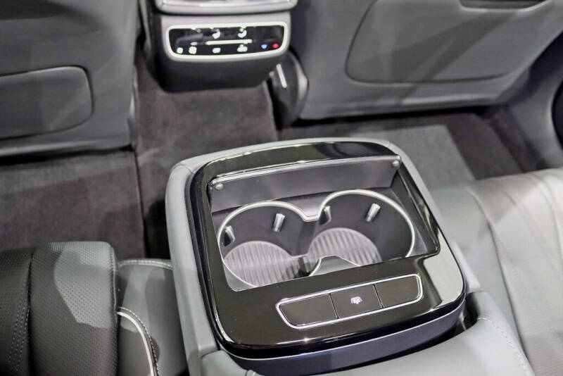 2023 Genesis Electrified G80