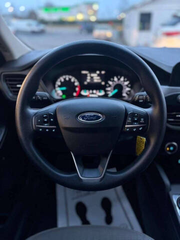 2020 Ford Escape S