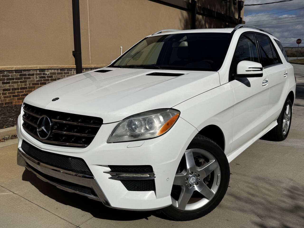 2014 Mercedes-Benz M-Class ML 350 4dr SUV's photo