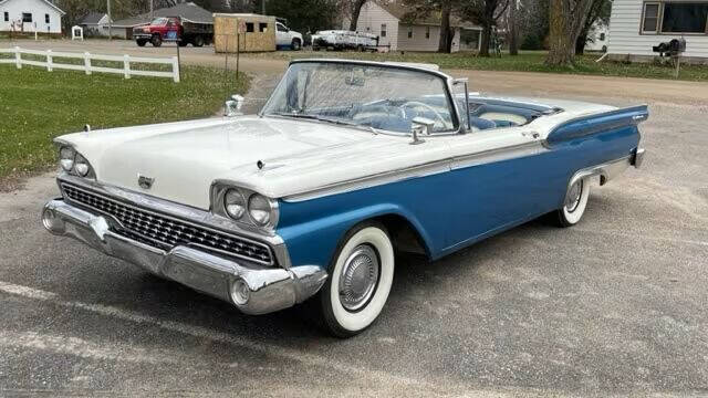 1959 Ford Fairlane 