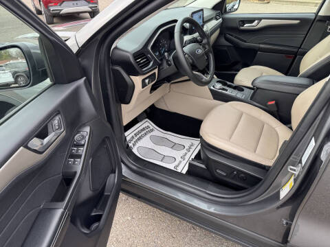 2022 Ford Escape SEL