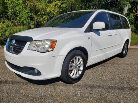 2014 Dodge Grand Caravan for sale at Car Leaders NJ, LLC in Hasbrouck Heights NJ