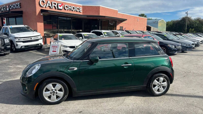 2017 MINI Hardtop 2 Door Cooper