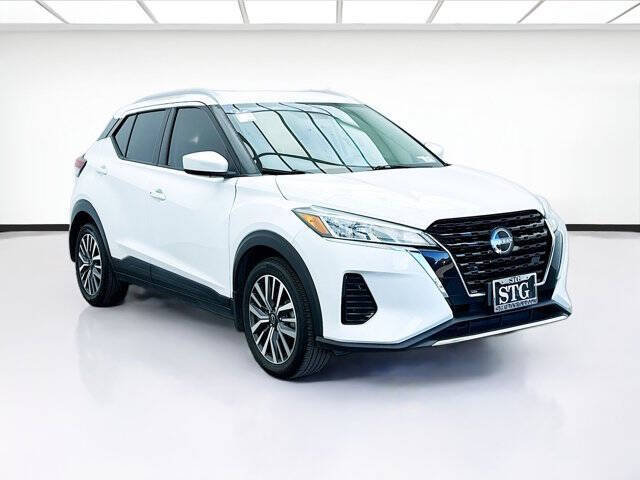 2023 Nissan Kicks SV